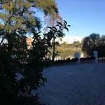 Disfruta Sevilla Desde Triana Junto Al Rio